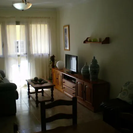 A Un Paso Del Mar * Аринага