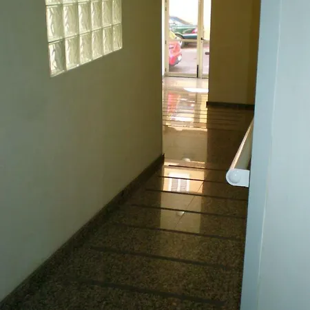 A Un Paso Del Mar Аринага