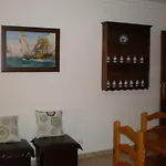 A Un Paso Del Mar *
